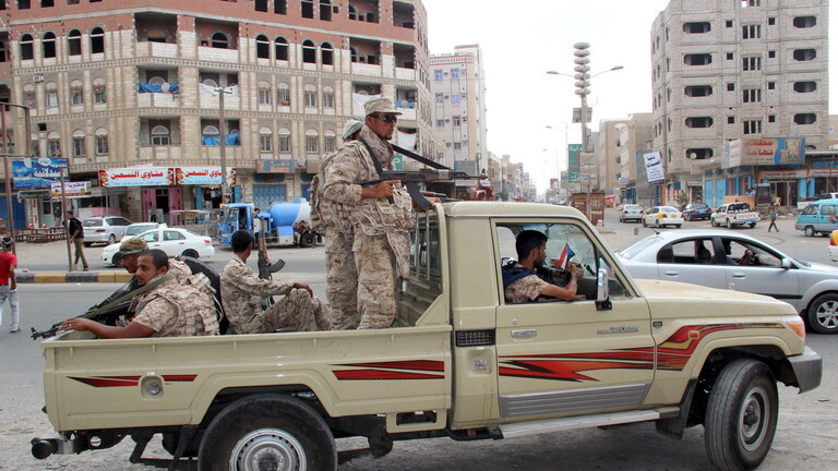 تنظيم "القاعدة" يخطف ستة من عناصر الأمن في محافظة شبوة