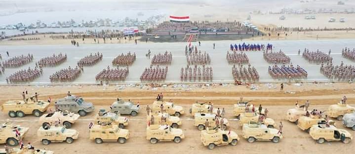 عرض عسكري مهيب بمحافظة مأرب احتفاءً بأعياد الثورة اليمنية المجيدة 